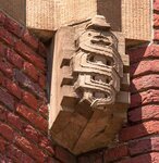 Beeldhouwwerk: twee slangen.
<br/>
Marcel Westhoff, juni 2018